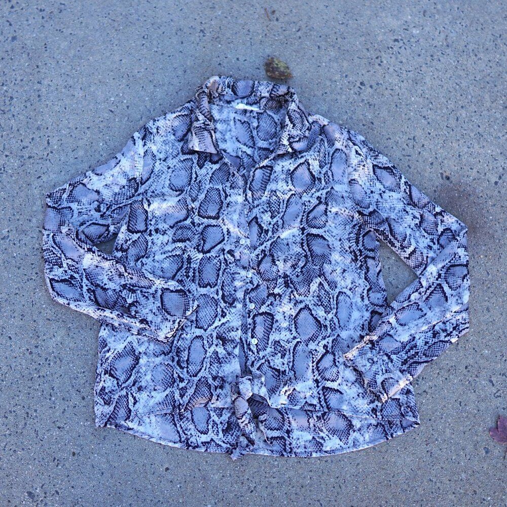 Snakeskin Tie Front Button Up S Grunge Edgy Oversized Top Animal Print Y2K